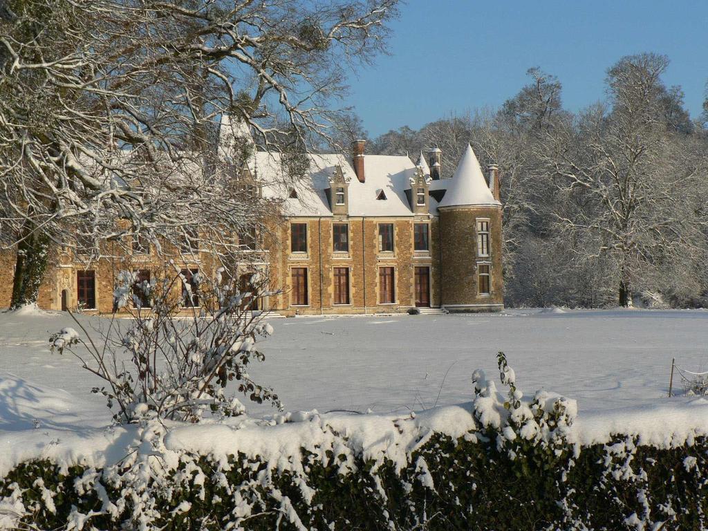 TufféChateau De Cheronne住宿加早餐旅馆 外观 照片